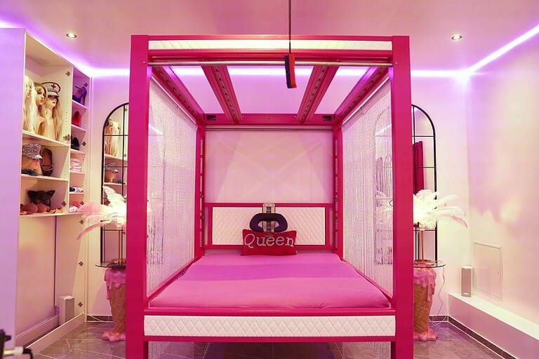 Ausschließlich hochwertiges BDSM Hotel München mit stilvollem Interieur.